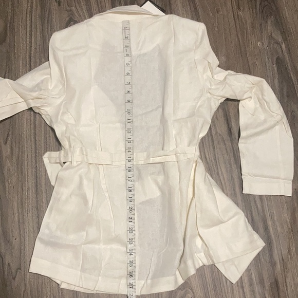 Women's Long Sleeve Wrap Blazer White S or M NWT - Picture 10 of 10